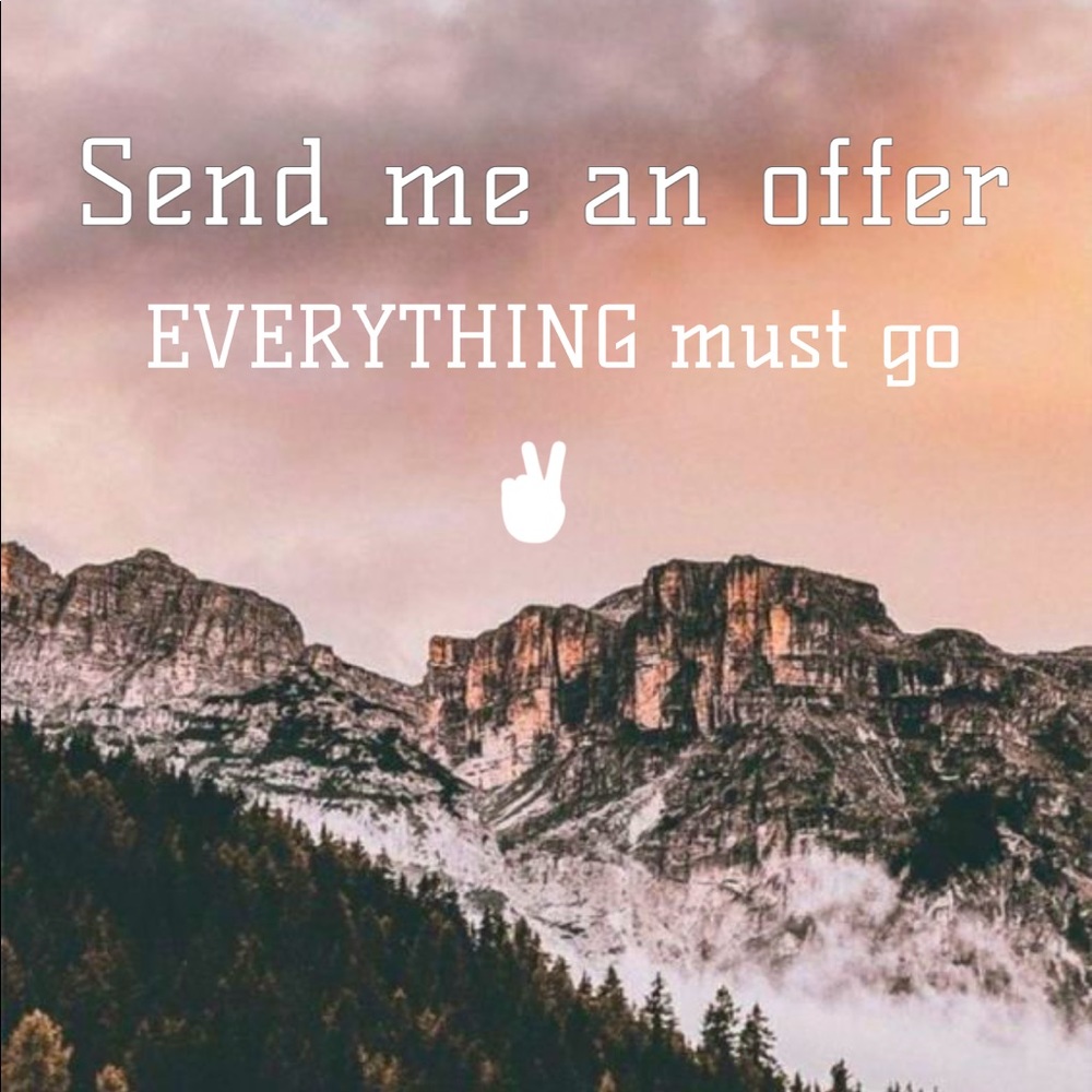 Feel free to send me an offer!🤍